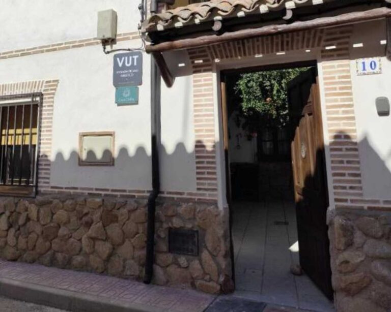 Casa aldaba